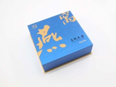包裝盒定做廠家生產(chǎn)的禮品包裝盒，如此個性化，你被驚艷到了嗎？